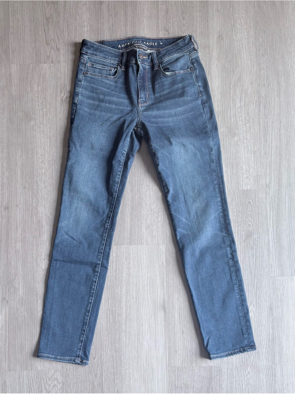 American Eagle Skinny Jeans- Size 6